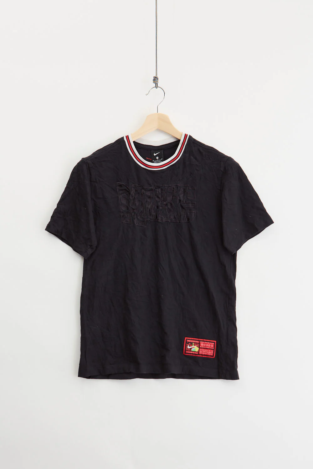 Nike Basketball Embroidered Tee (M)