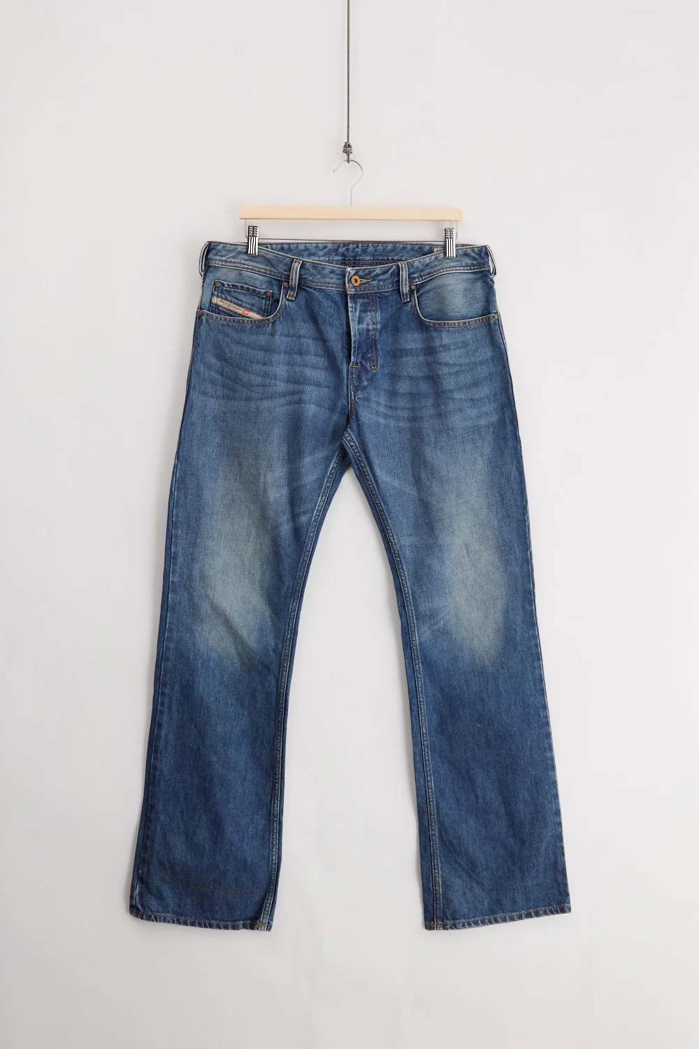 Diesel Zatiny Bootcut Jeans (W35)
