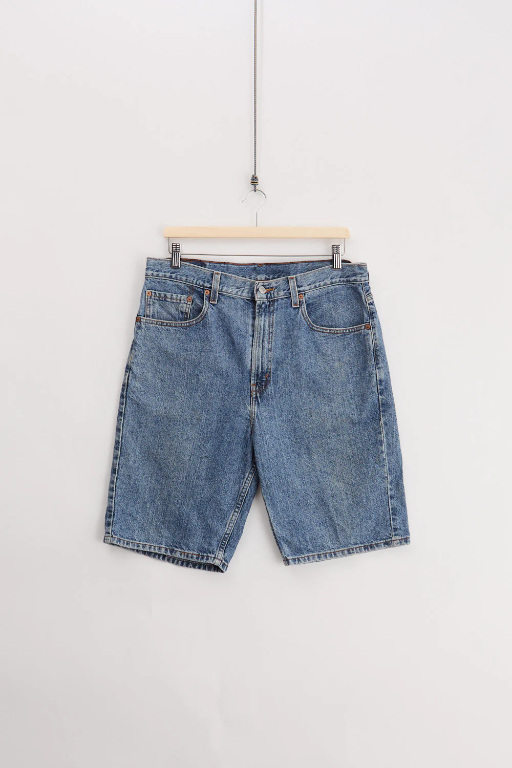 Levi's 505 Denim Shorts (W33)