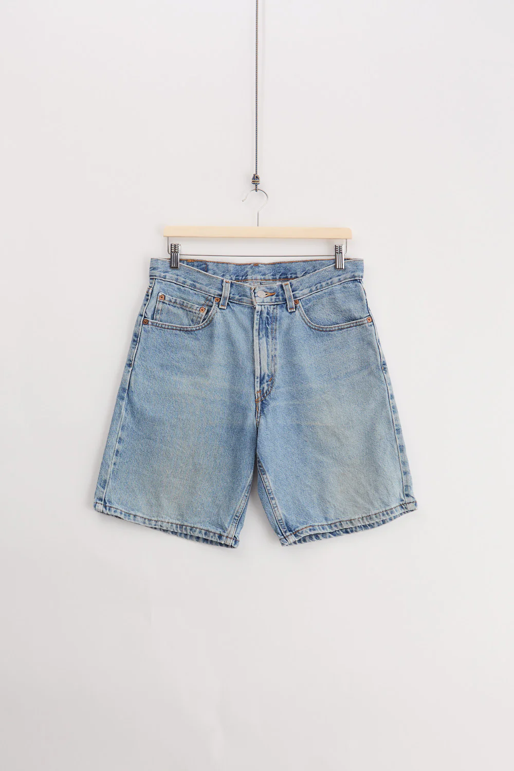 Levi's 550 Denim Shorts (W30)