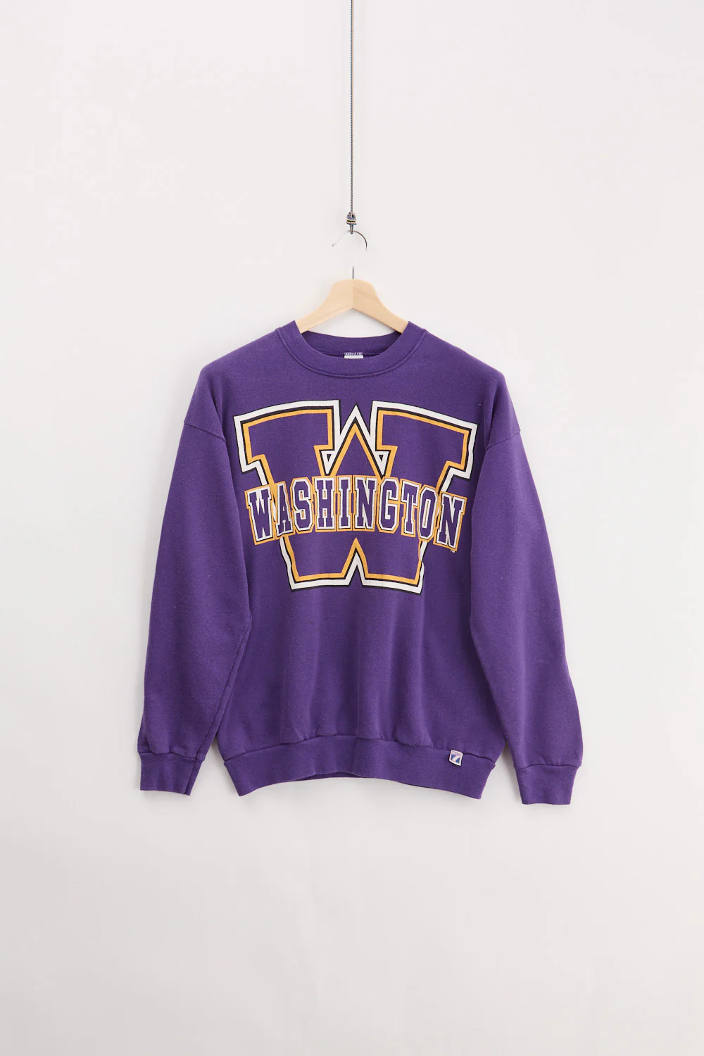 WU Huskies College Sweater (XL)