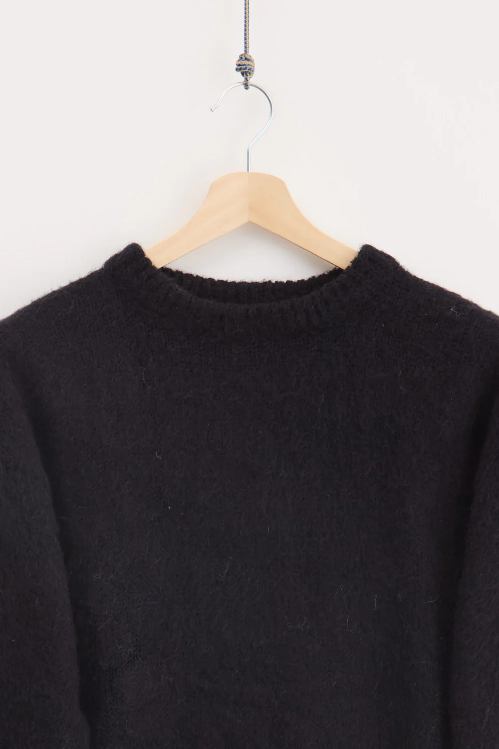 Traditional Wool Sweater (M) - Image 2