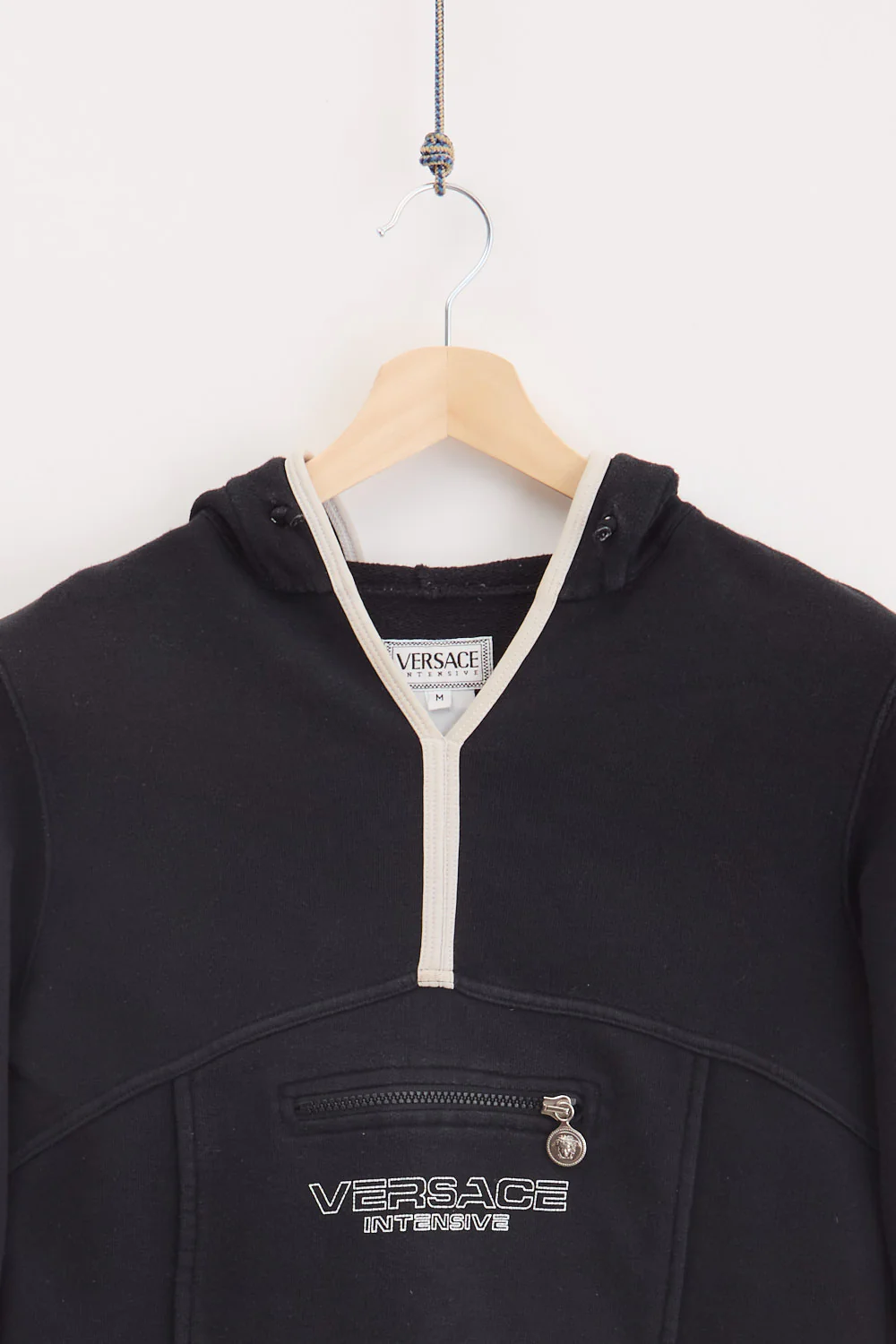 90's Versace Pullover Hoodie (M) - Image 2