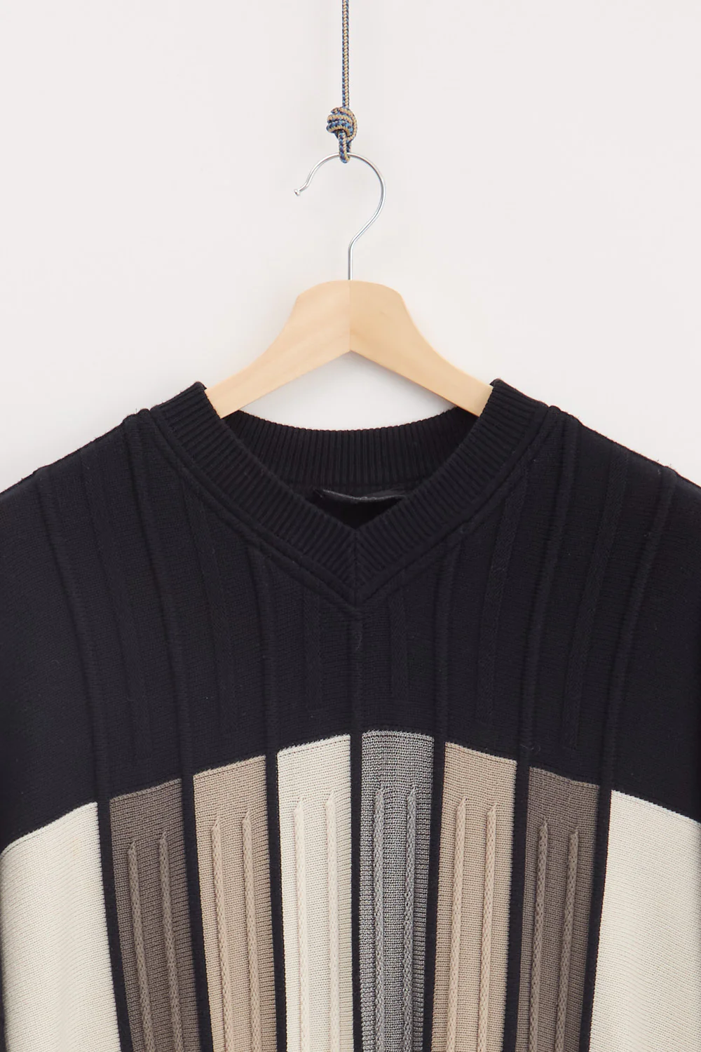 Italian Knit Sweater (XL) - Image 3