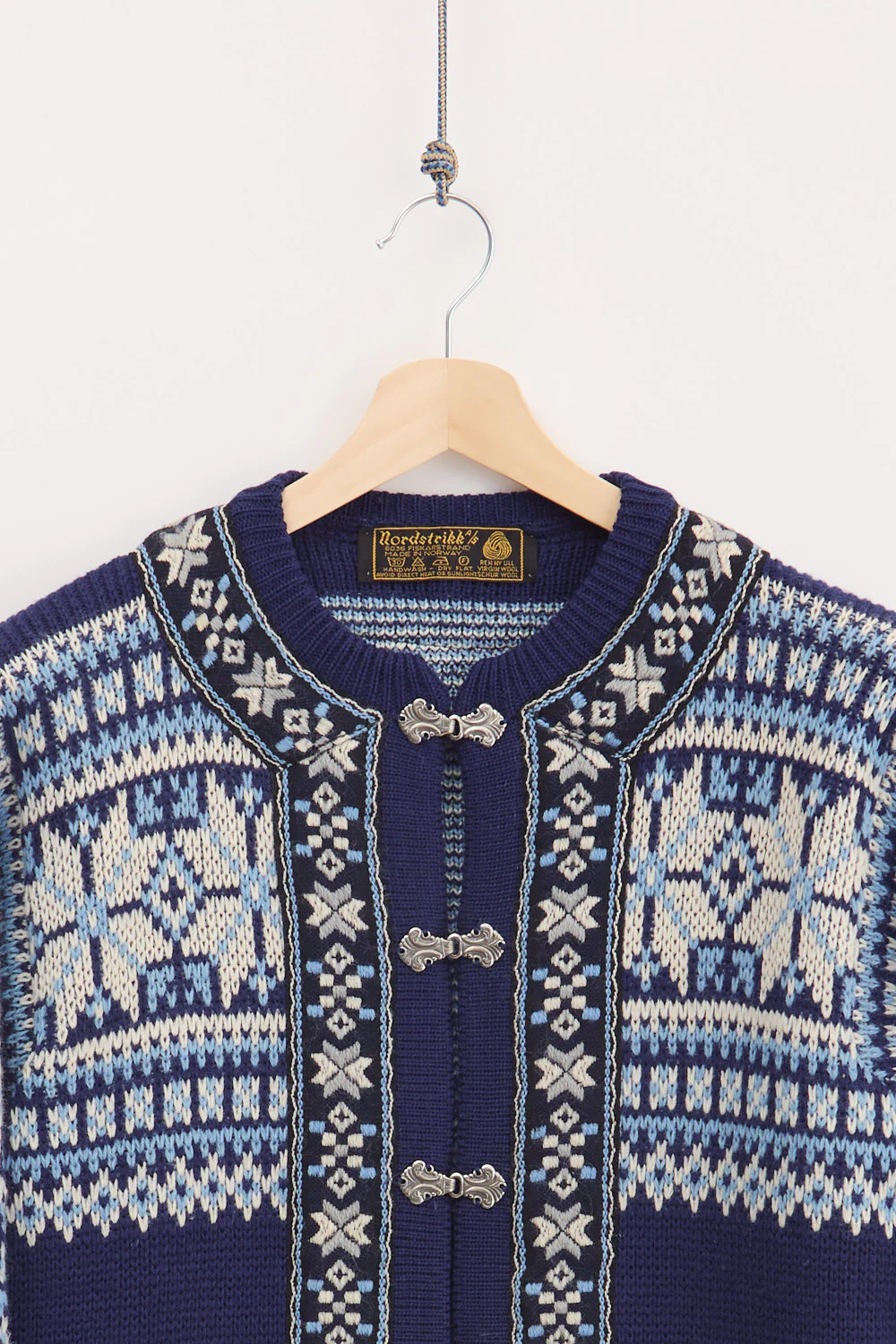 80's Nordstrikk Traditional Wool Cardigan Knit (M) - Image 2
