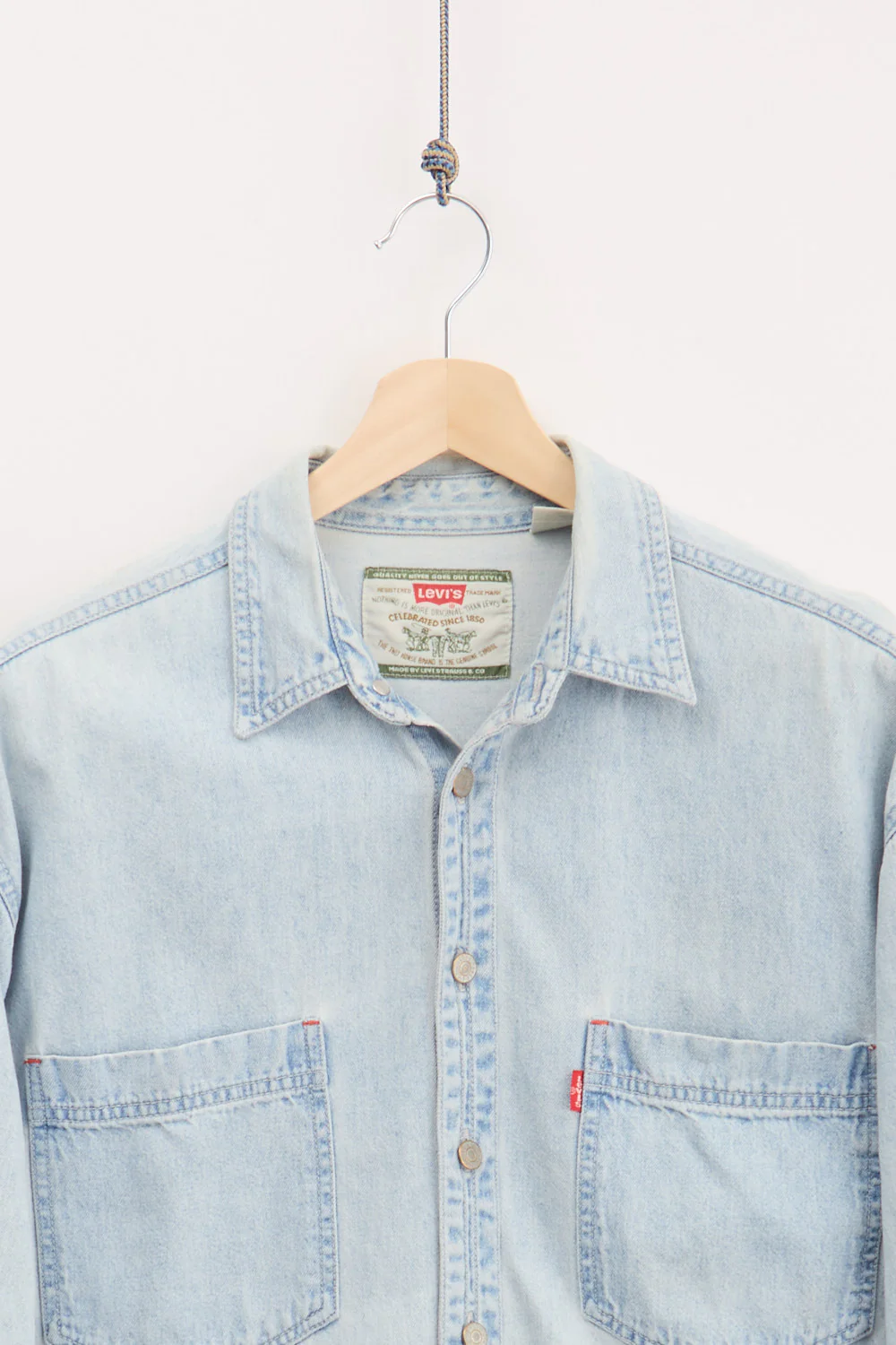 Levi's Denim Shirt (M) - Image 3