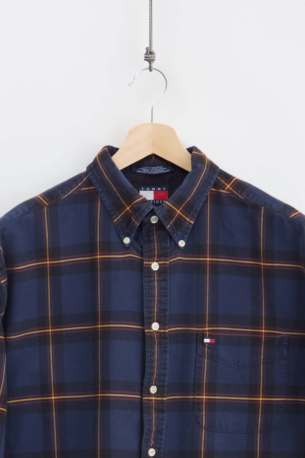 90's Tommy Hilfiger Shirt (XL) - Image 2