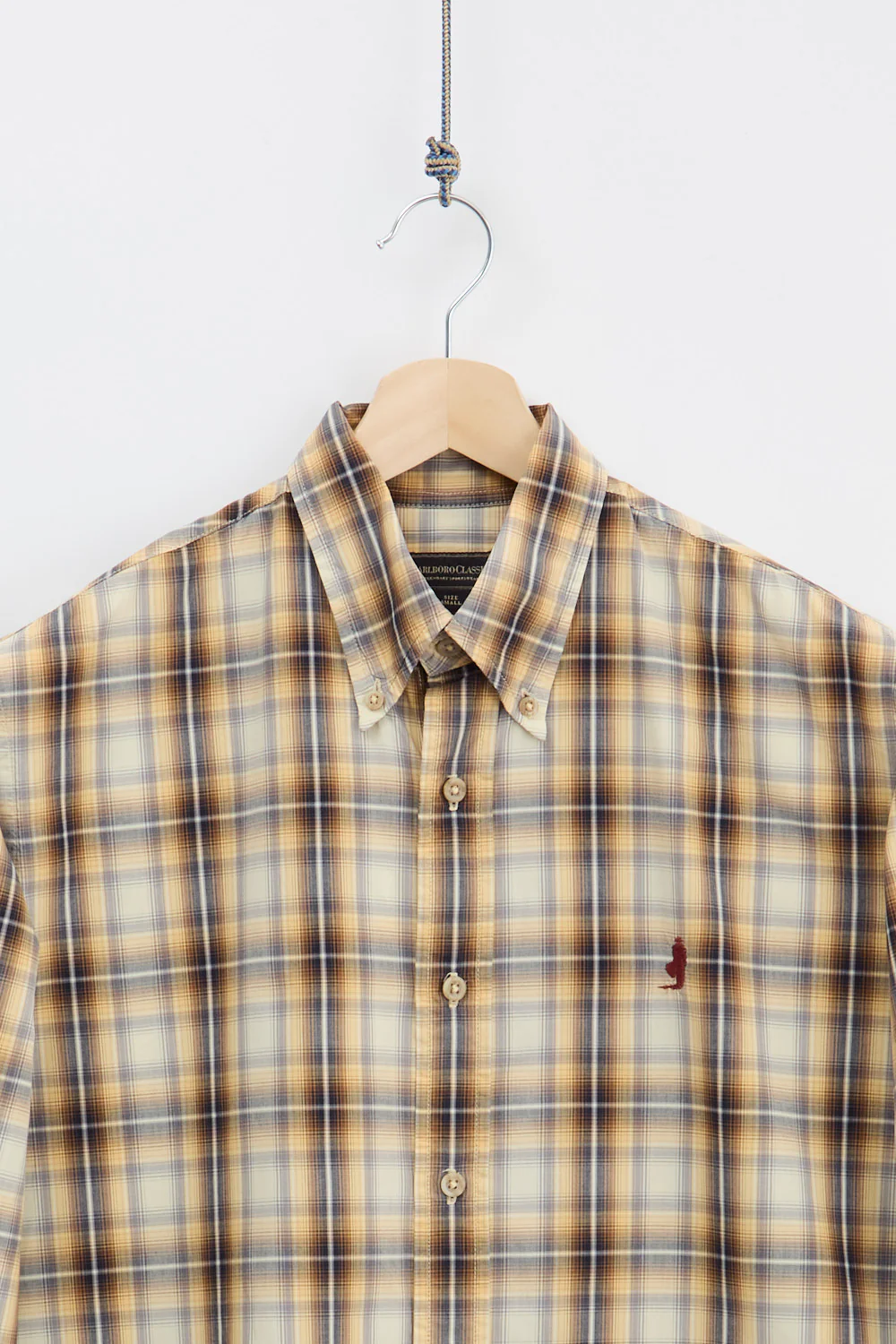 90's Marlboro Classics Shirt (S) - Image 2
