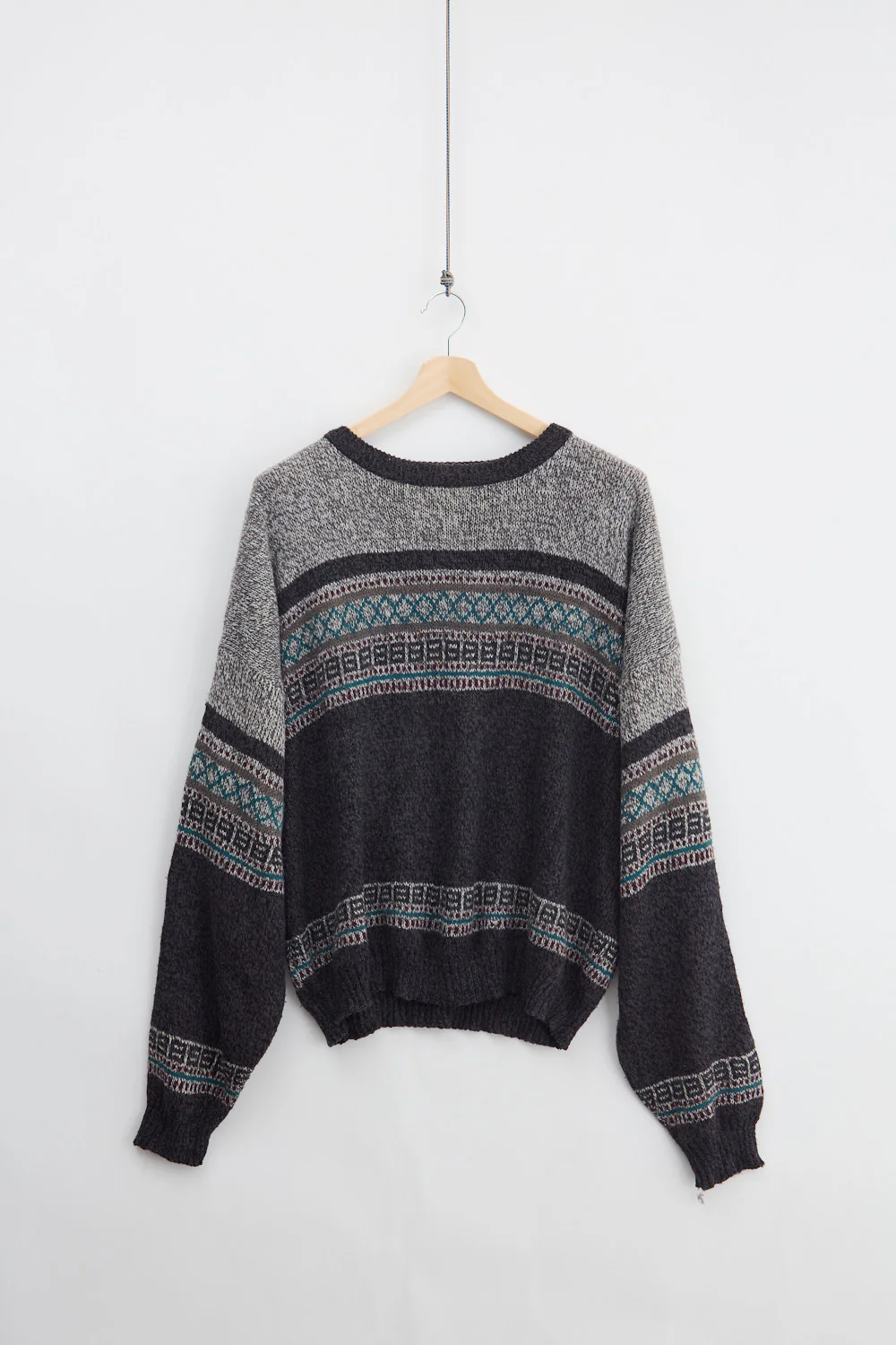 Traditional Wool Knit Sweater (L)