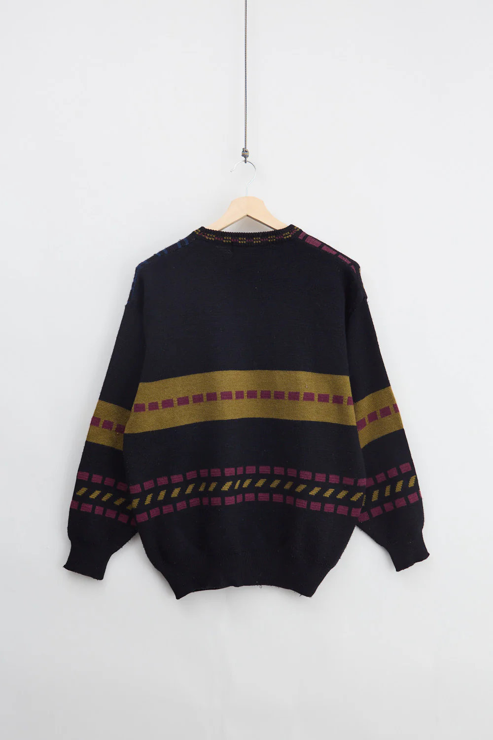 Heavyweight Jaquard Knit Sweater (L) - Image 3