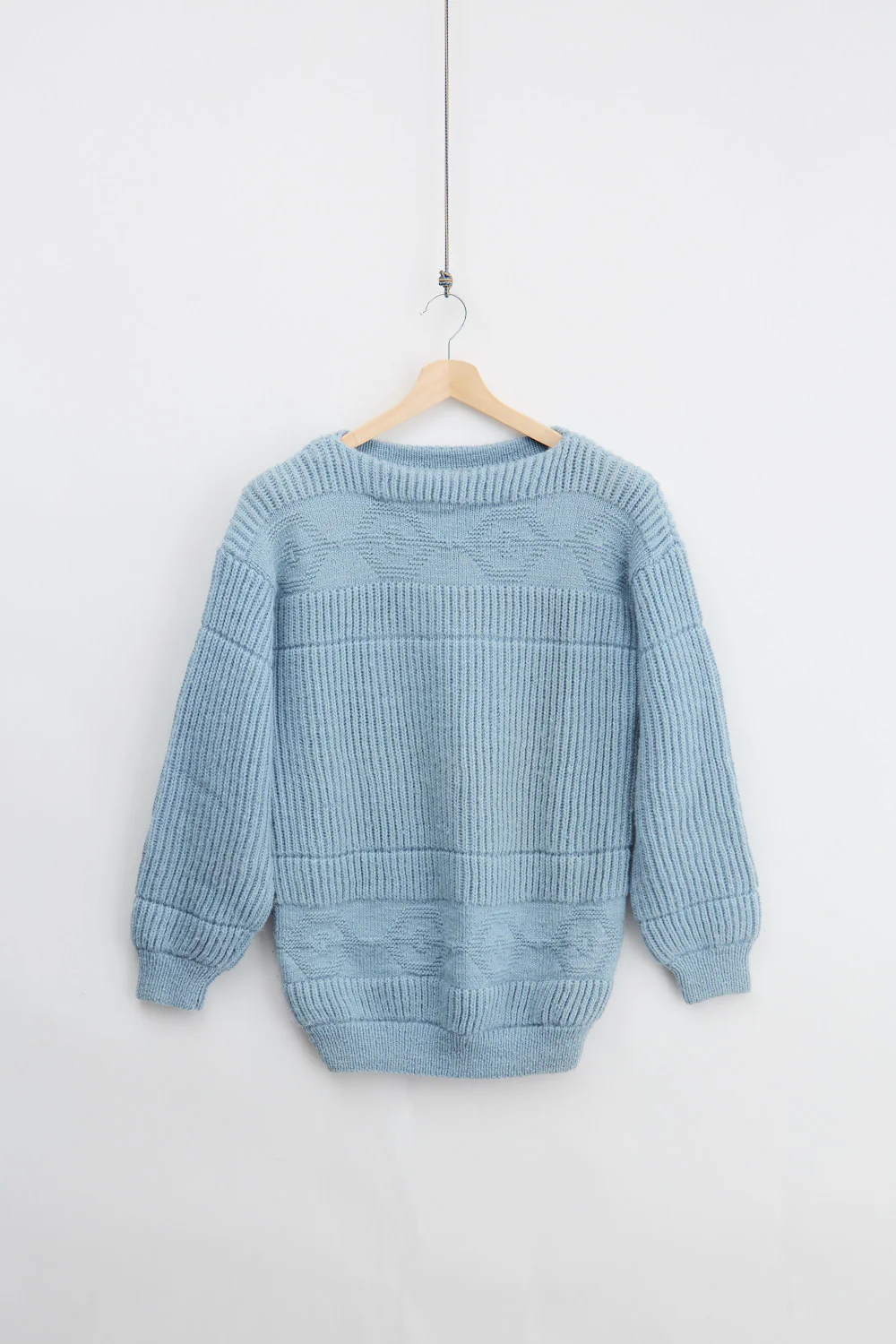 Traditional Knit Sweater (L)