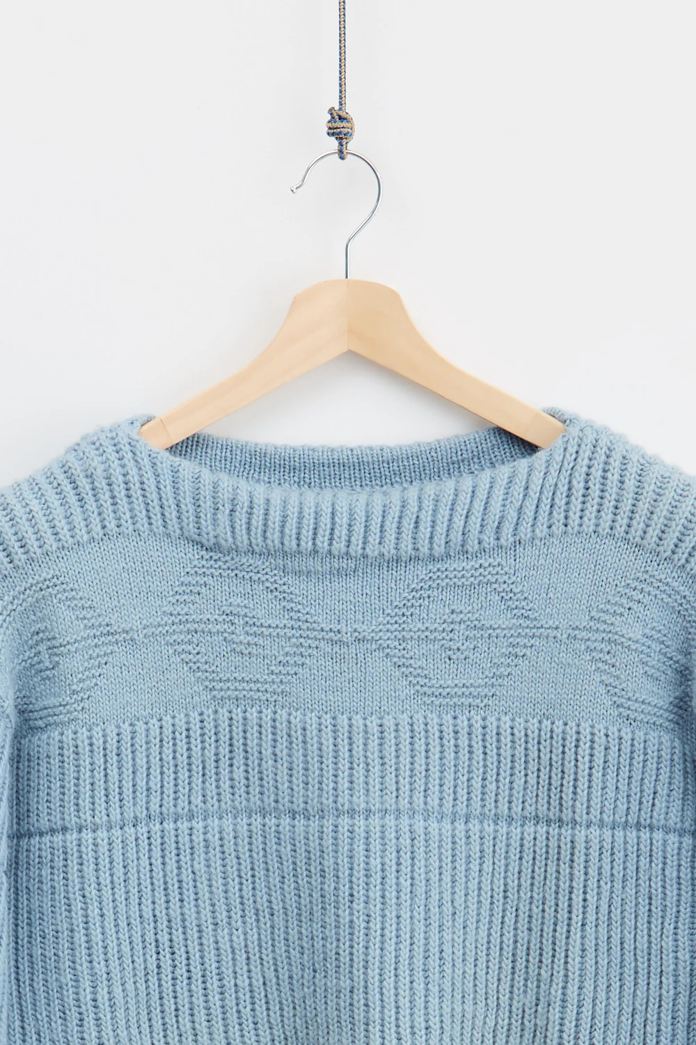 Traditional Knit Sweater (L) - Image 2