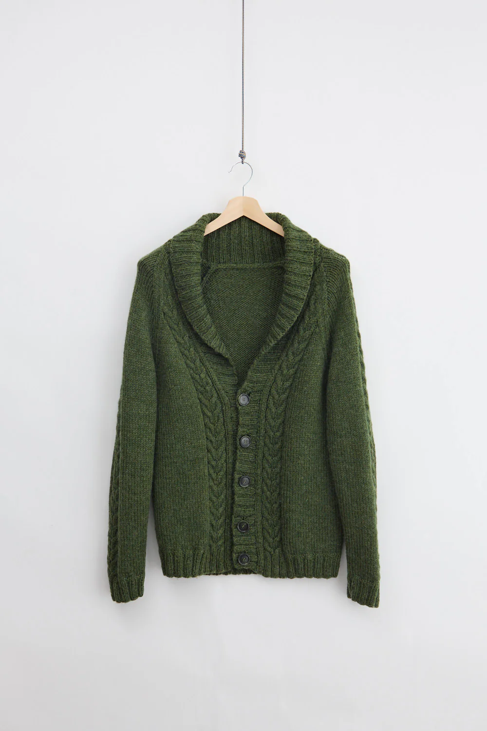 Traditional Wool Cable Knit Cardigan (XL)