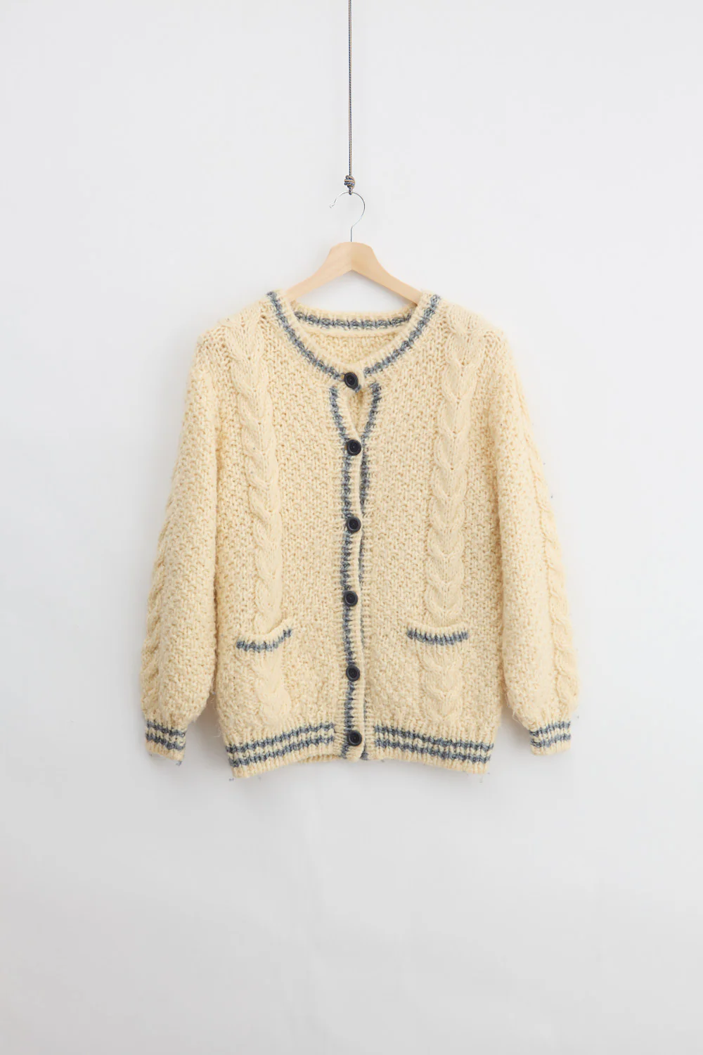 Button-Up Cardigan Knit Sweater (M)