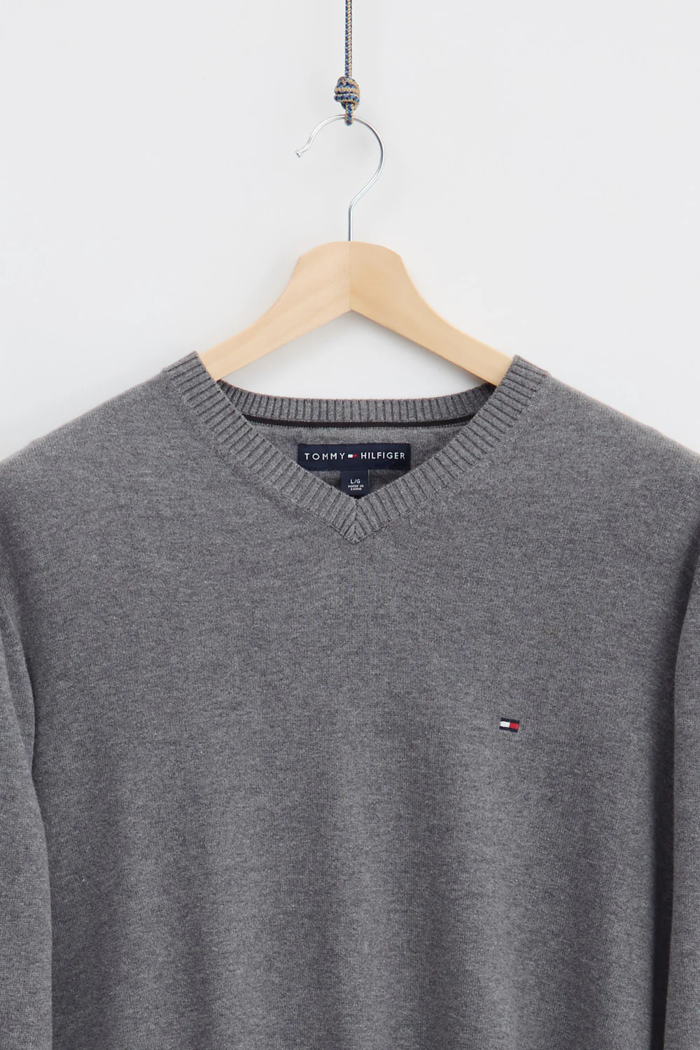 Tommy Hilfiger V-Neck Knit Sweater (L) - Image 2