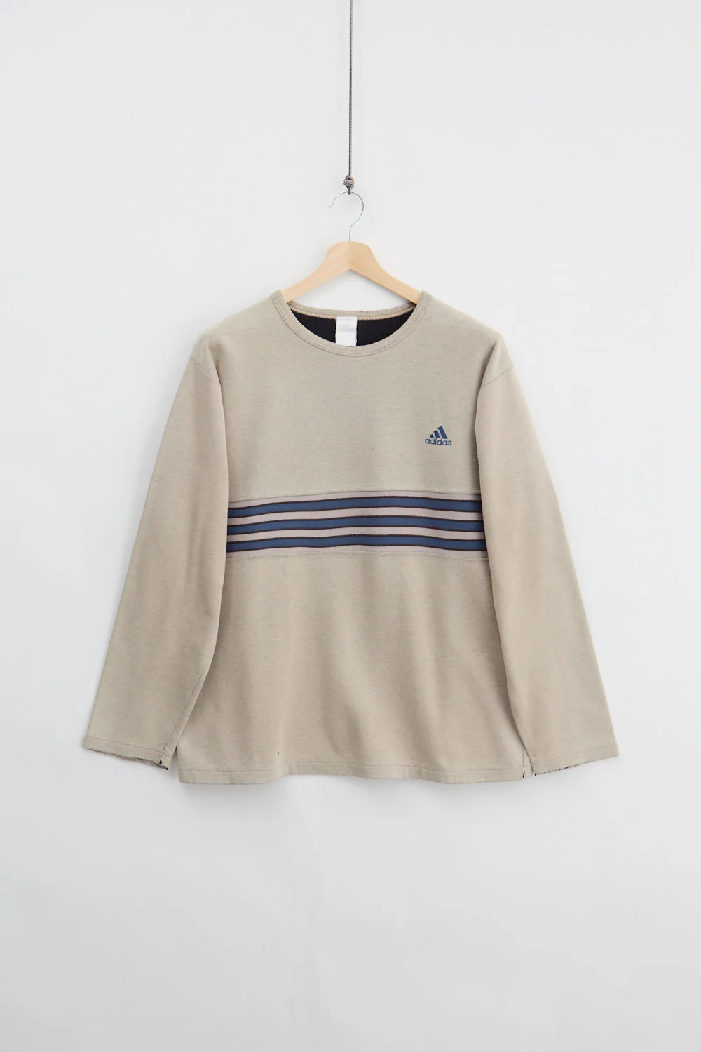 Adidas Striped Crewneck  (L)