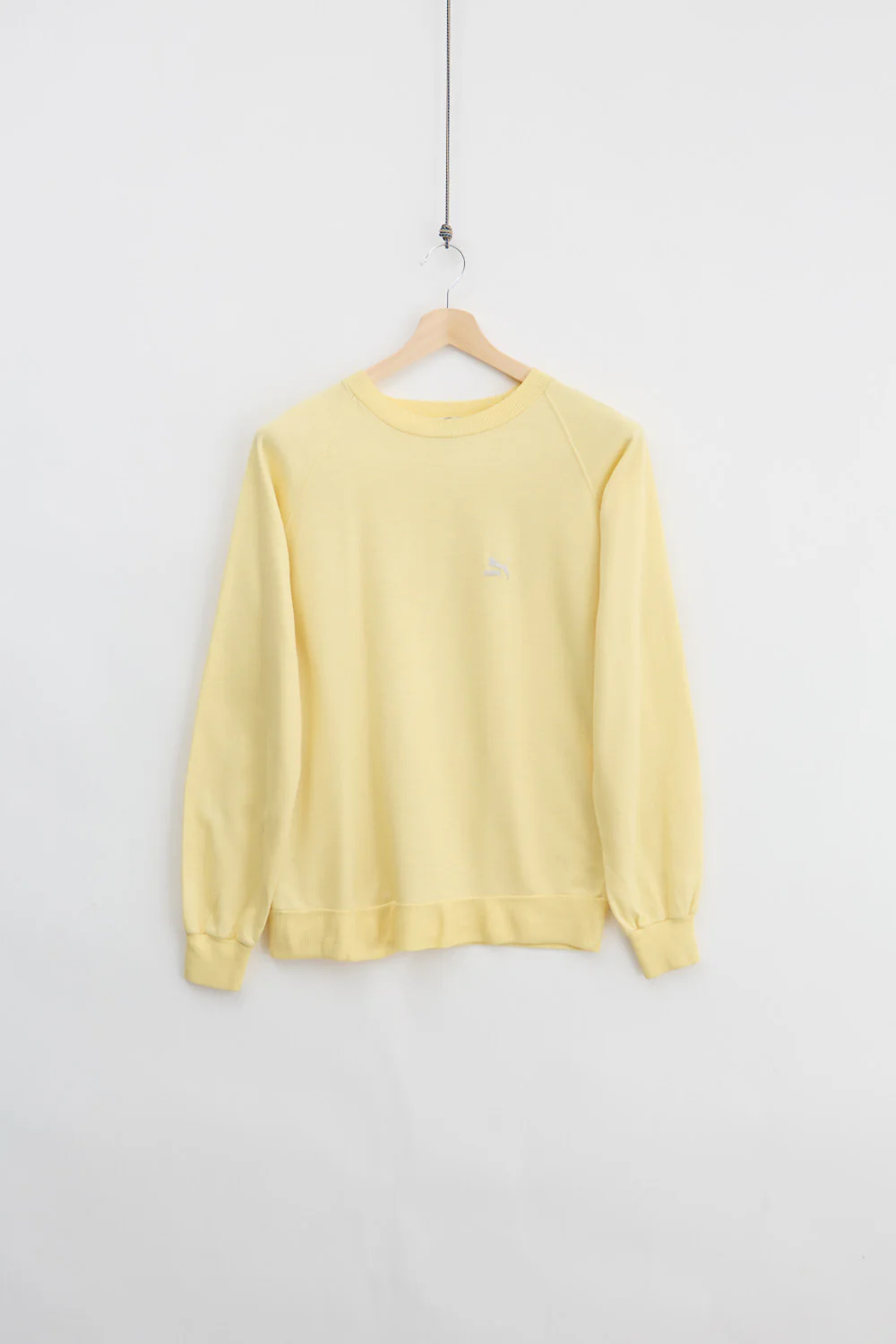 Puma Crewneck  (M)