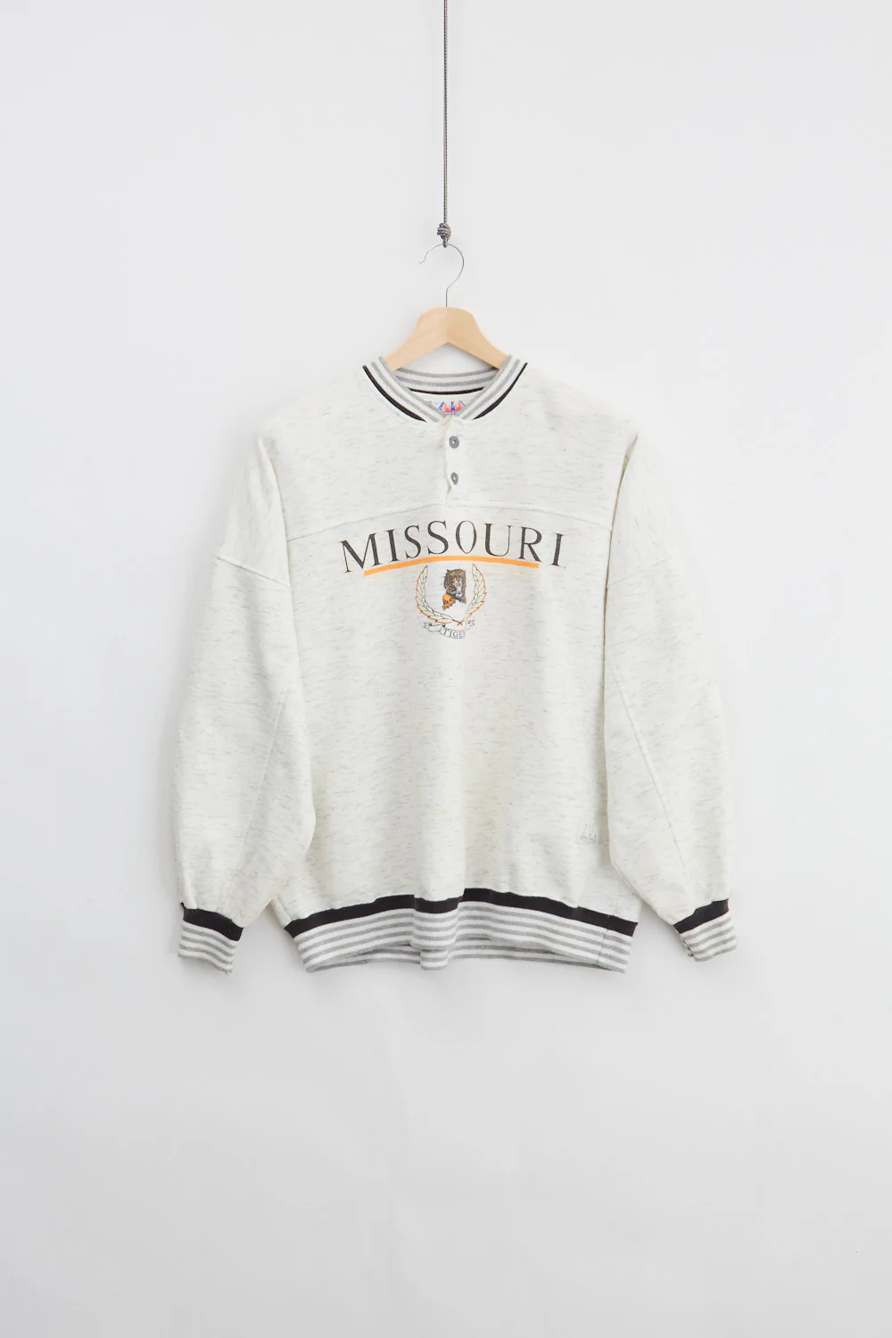 Missouri Tigers Buttoned Crewneck  (XL)