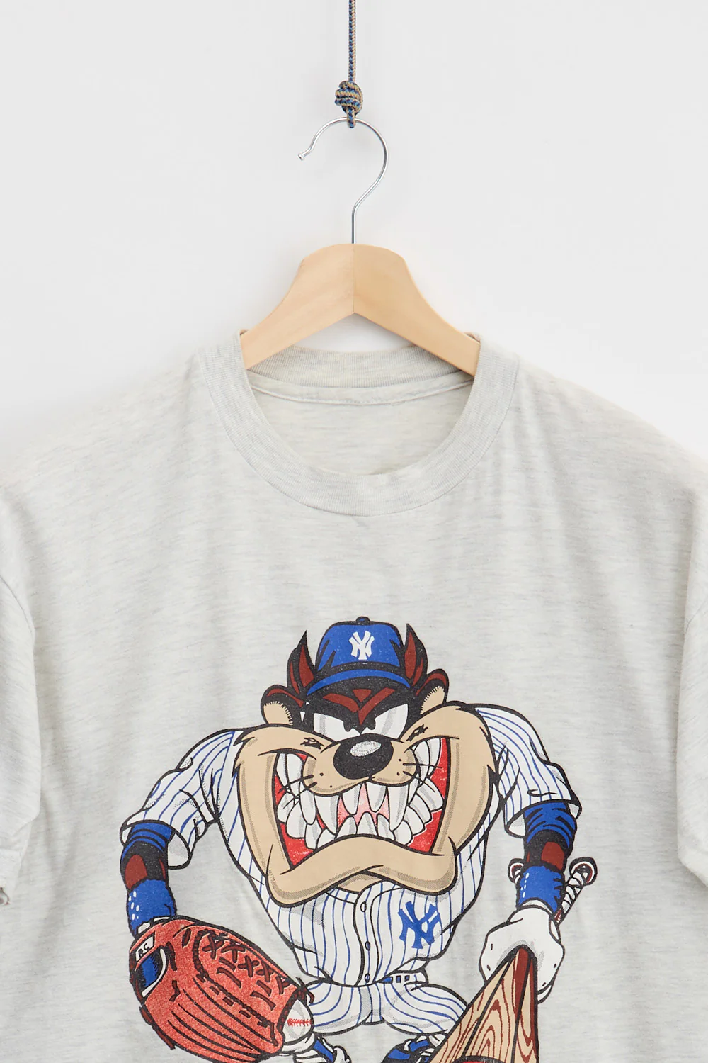 Looney Tunes NY Yankees Taz Tee (M) - Image 3