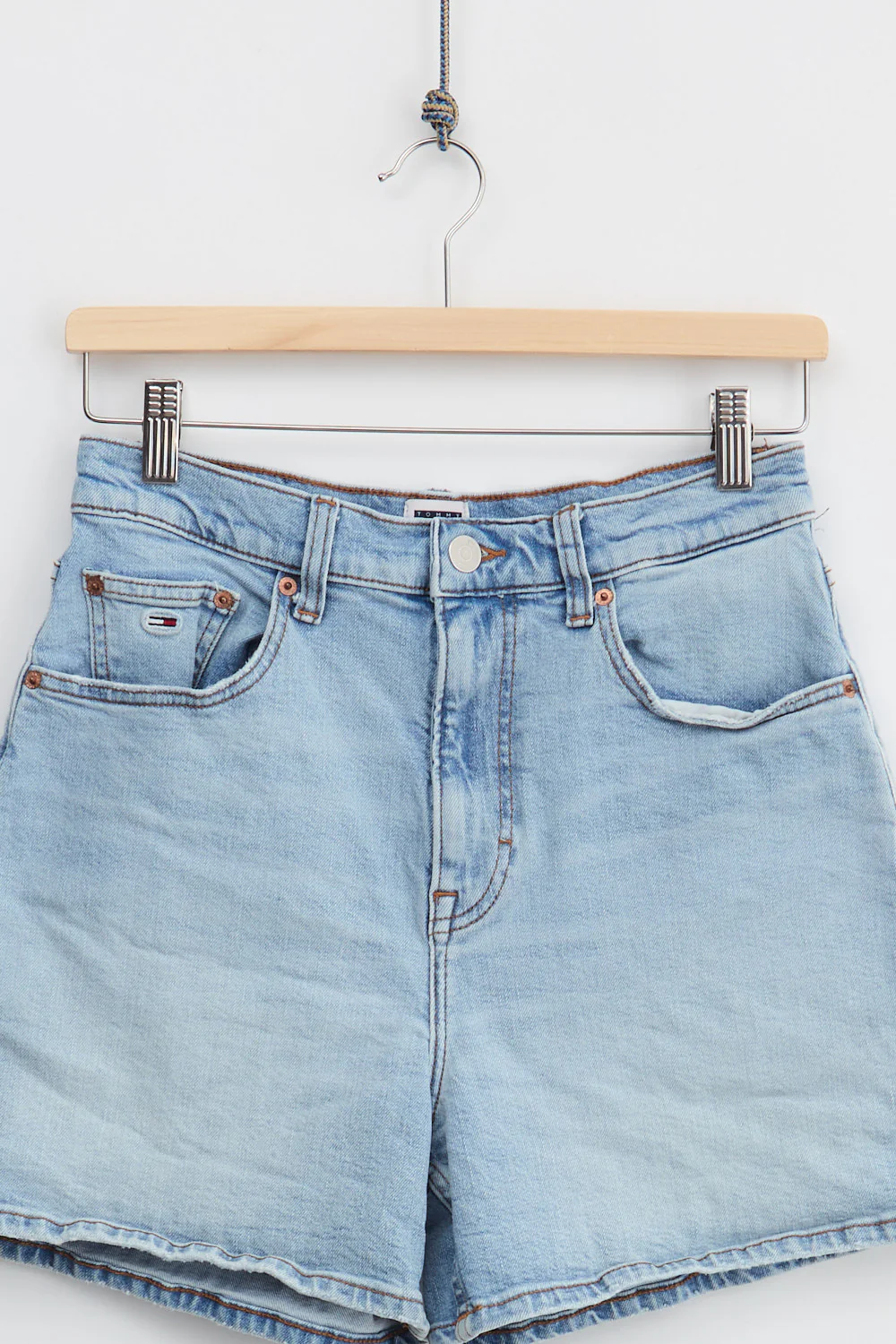 Tommy Jeans "Mom Jean Shorts" (W27) - Image 2