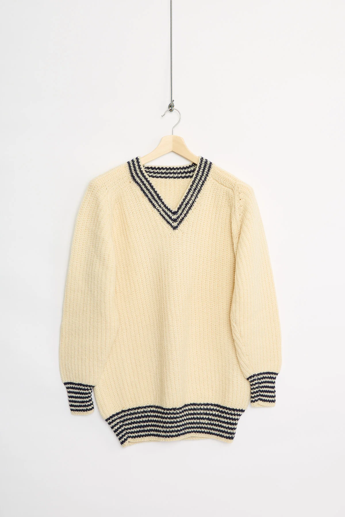 Handknit wool cricket sweater (M)
