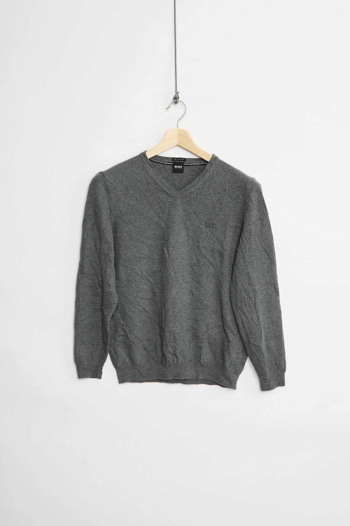 Hugo Boss light wool v-neck sweater (S)