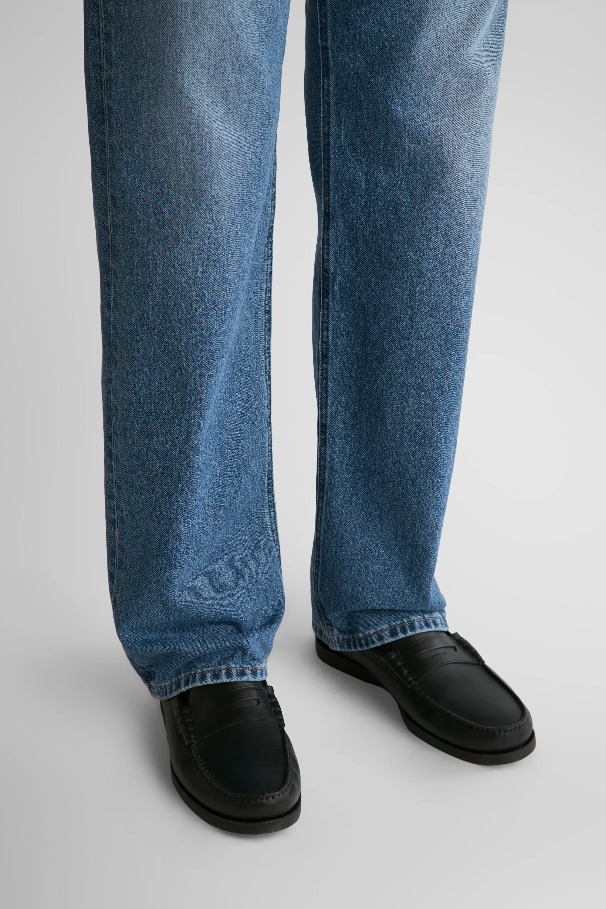 Barnes Japan New Blue - Image 8