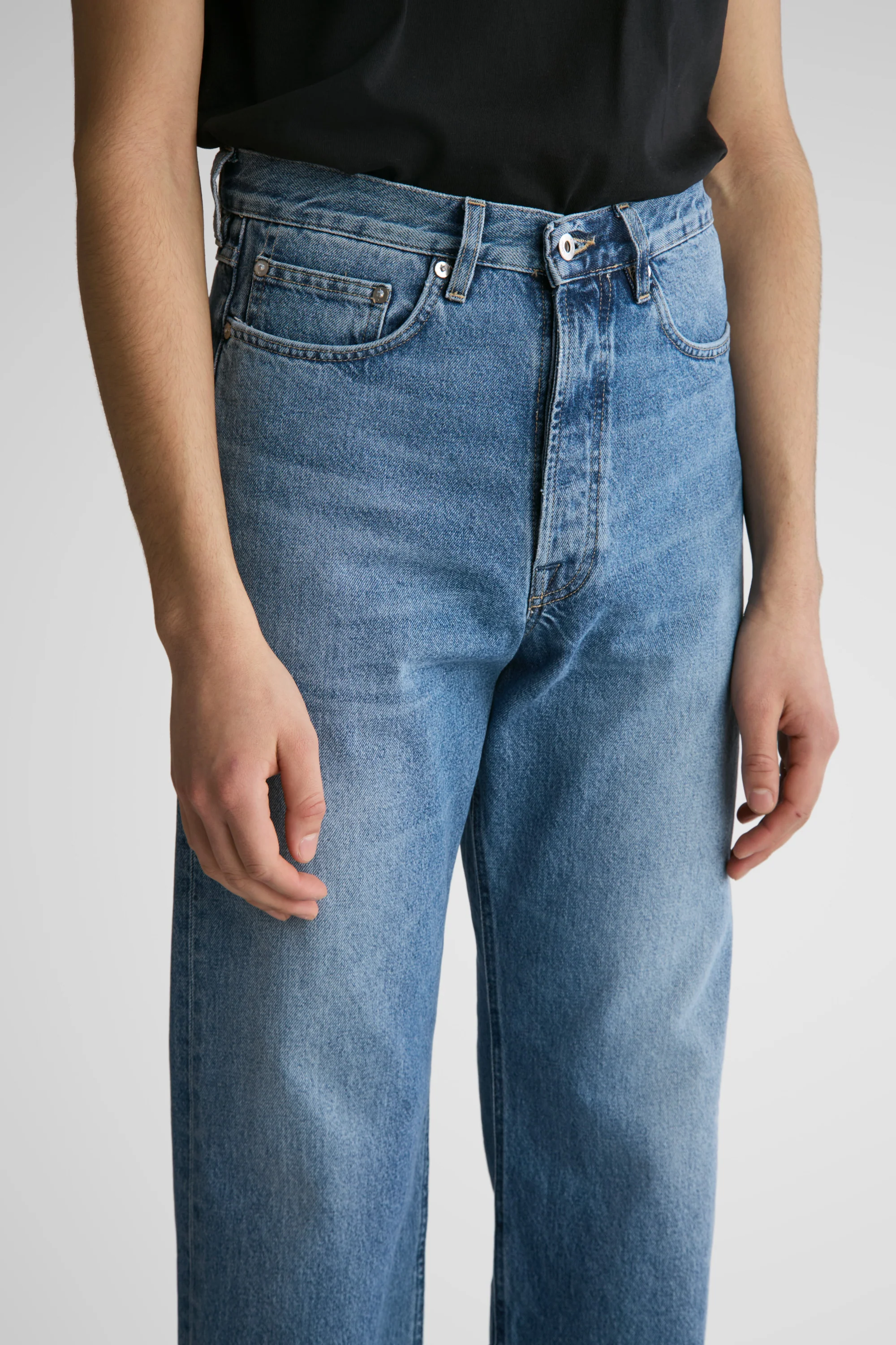 Barnes Japan New Blue - Image 9