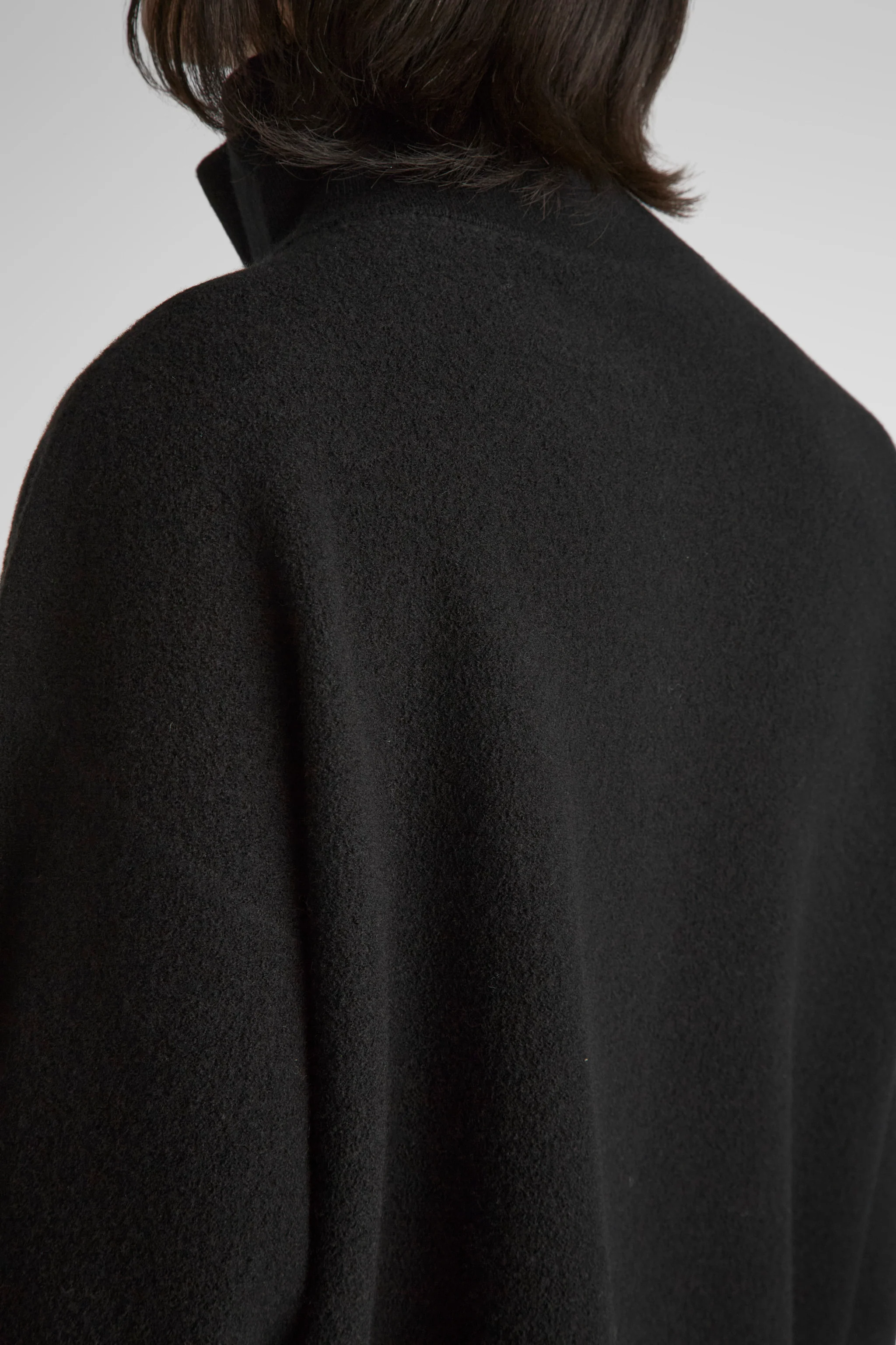 Buzz Black - Image 8