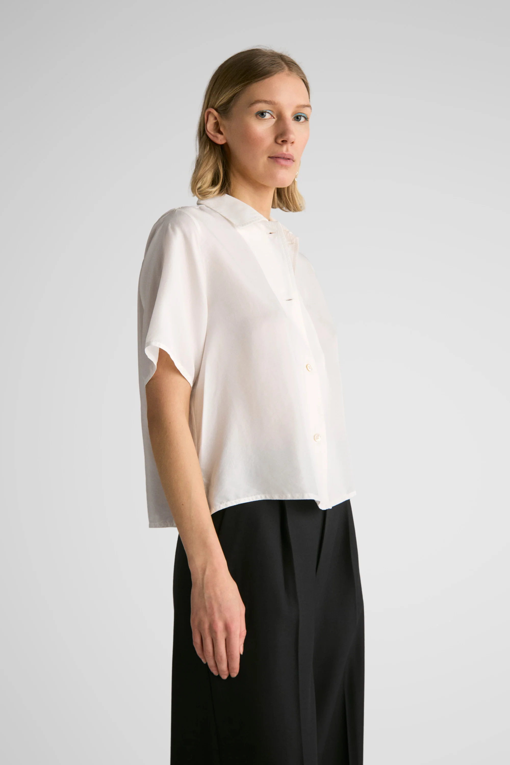 Centi White Fine Silk - Image 3