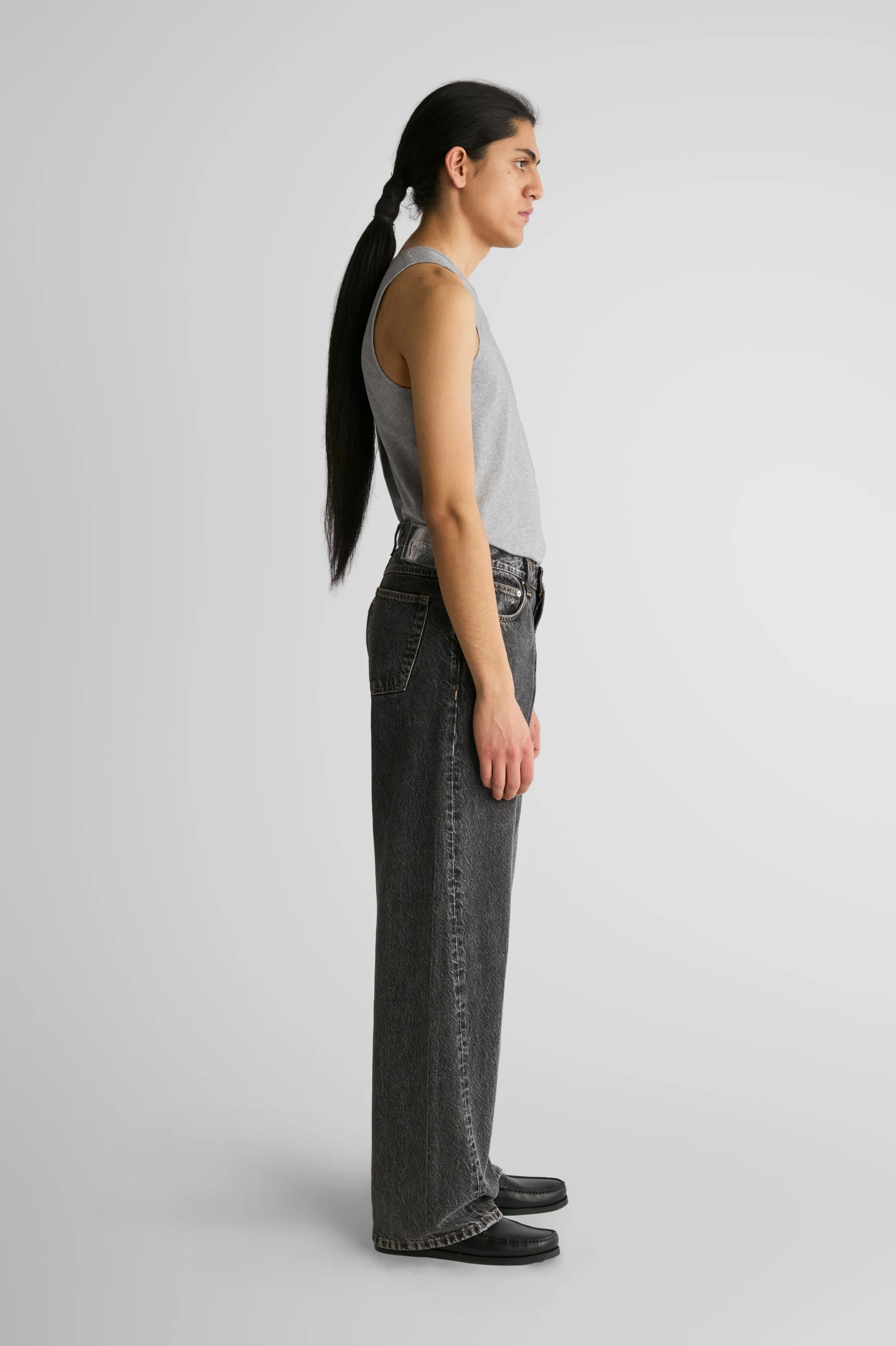 Fealy Twisted Japan Slate - Image 4