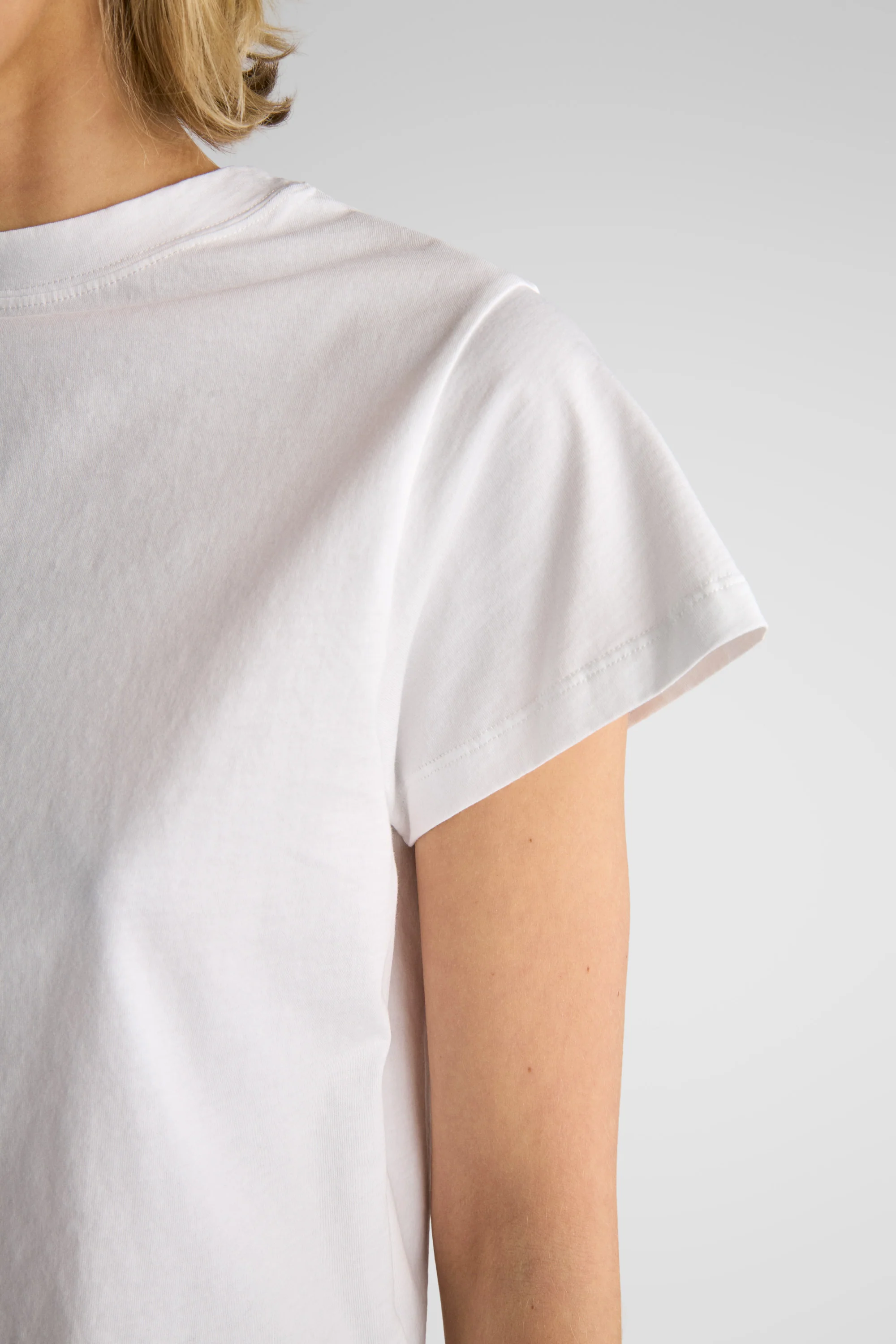 Hyde Tee White - Image 8