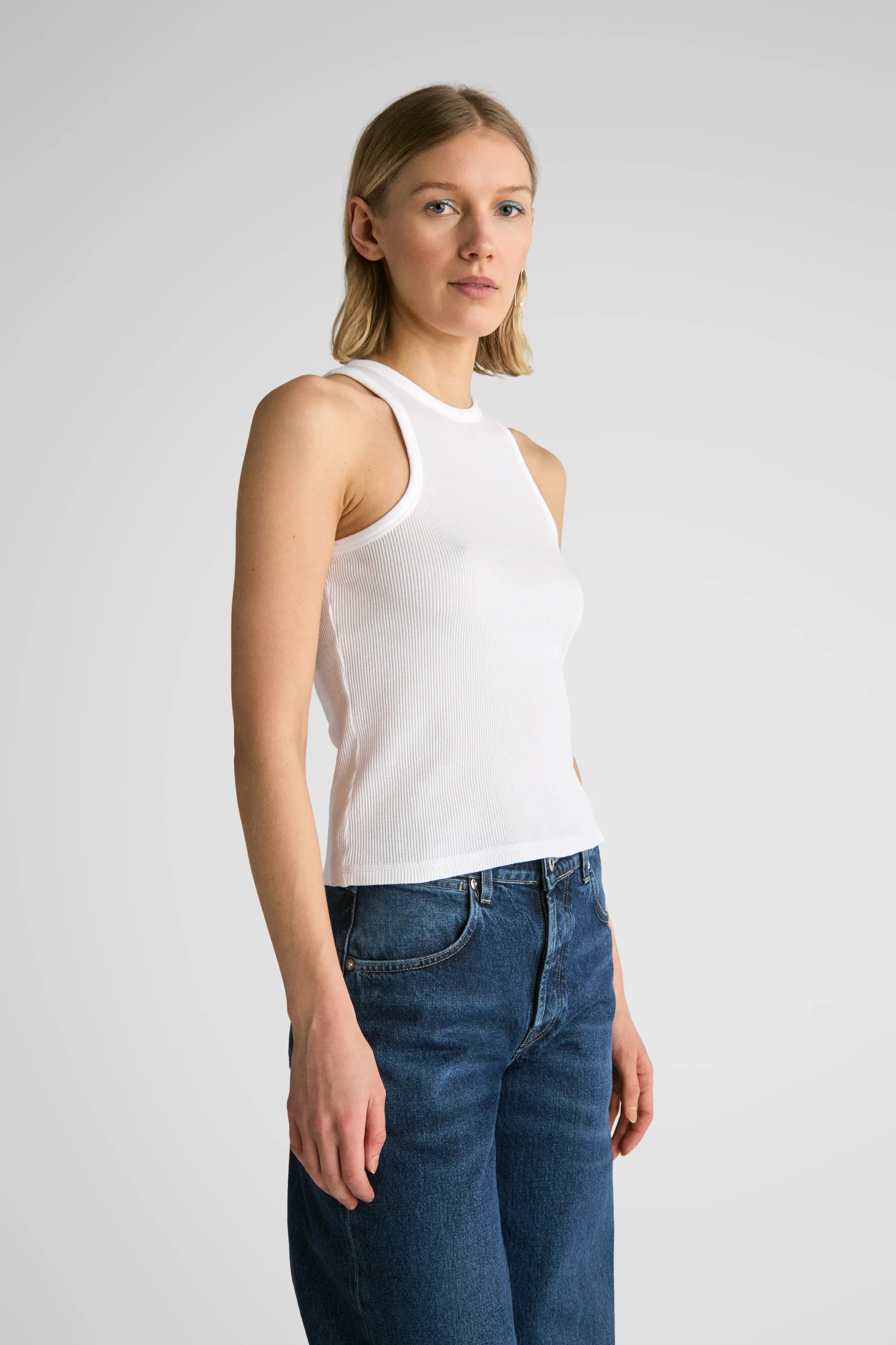 Nara White - Image 4