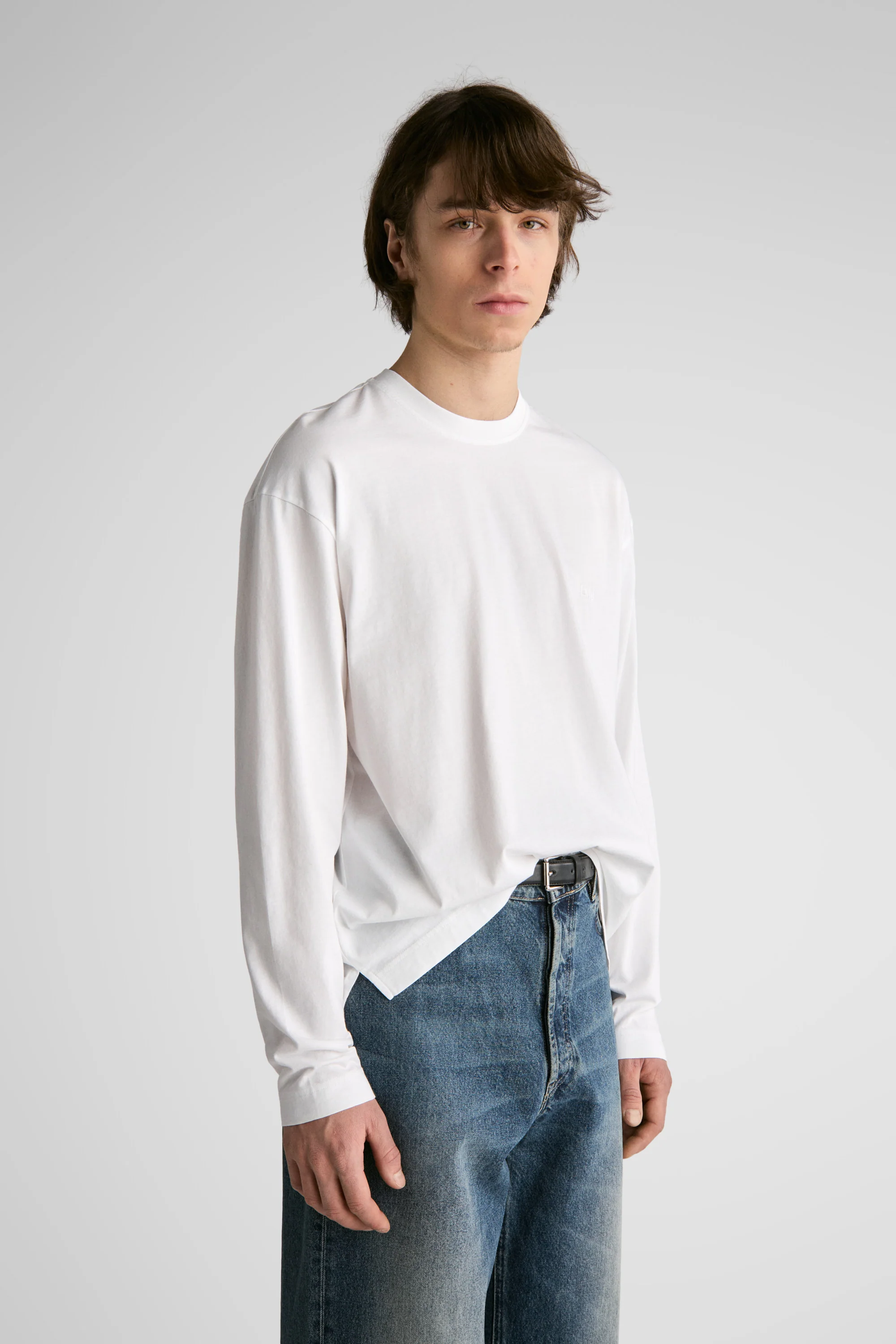 Needle White - Image 3