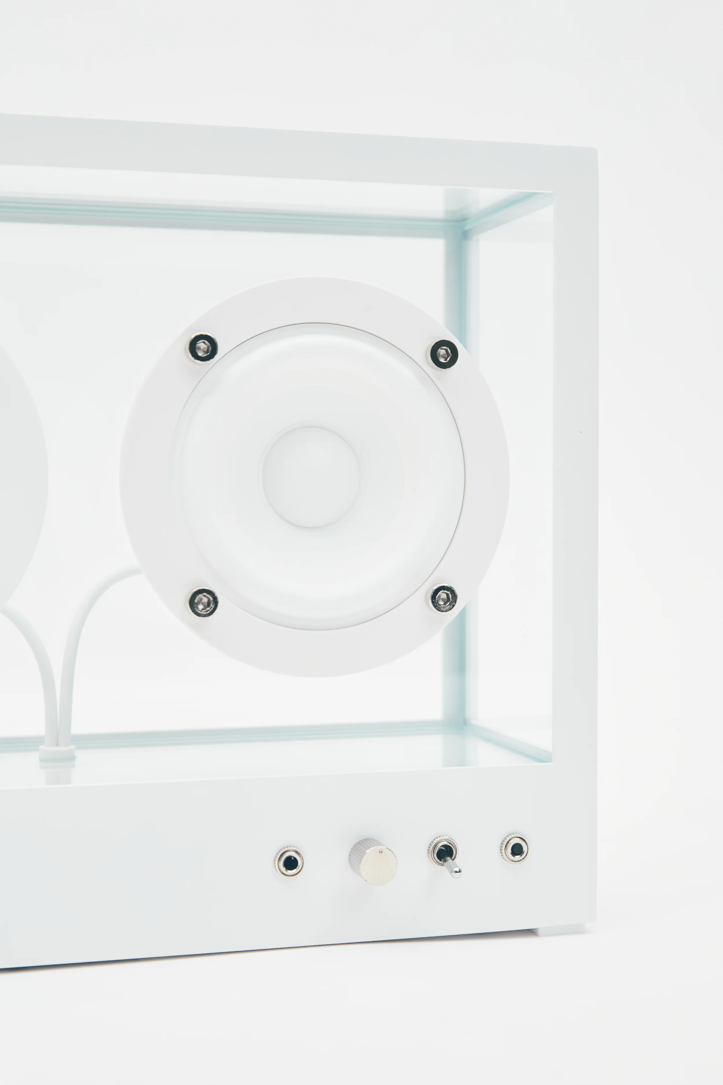 Small Transparent Speaker White - Image 2