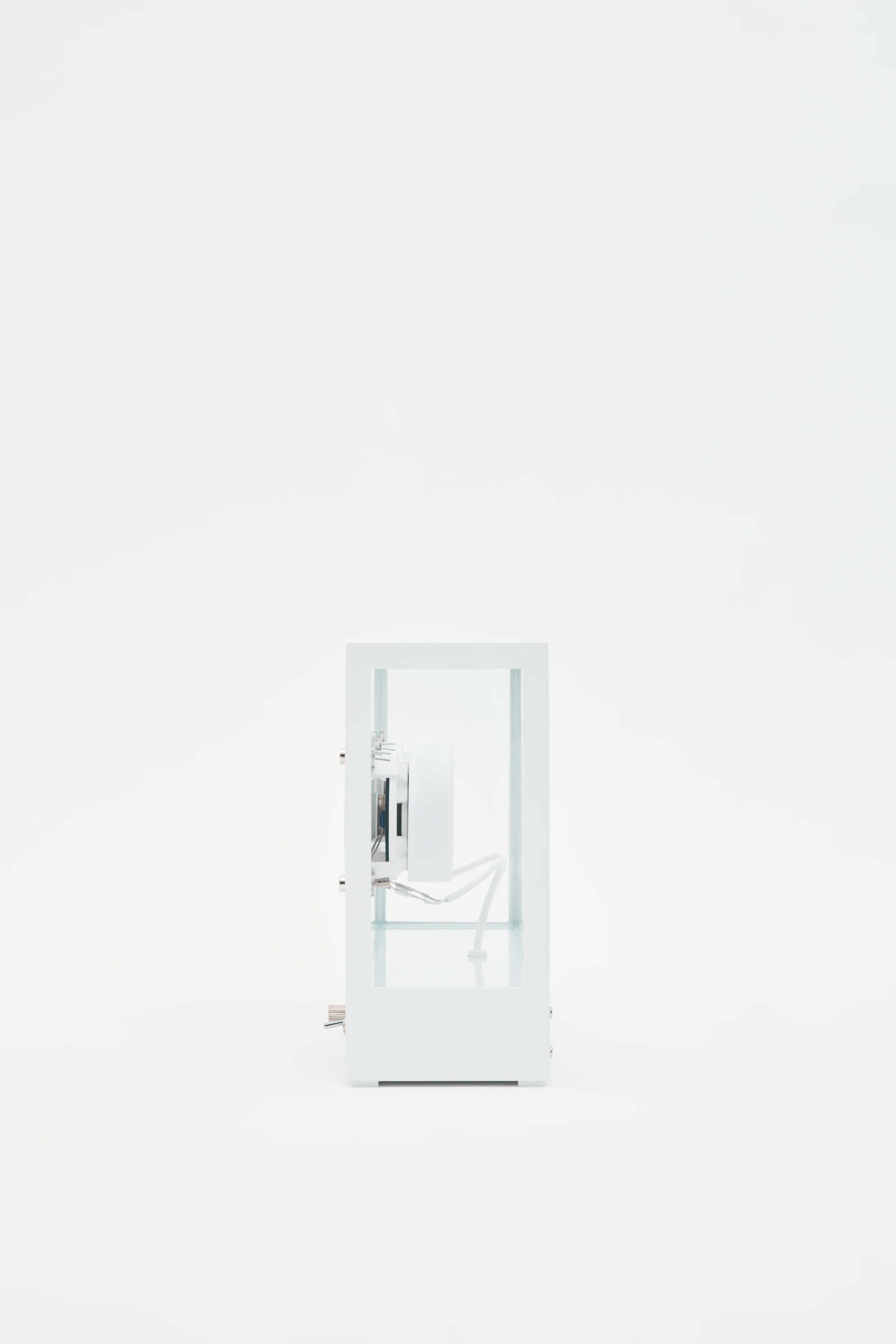 Small Transparent Speaker White - Image 3