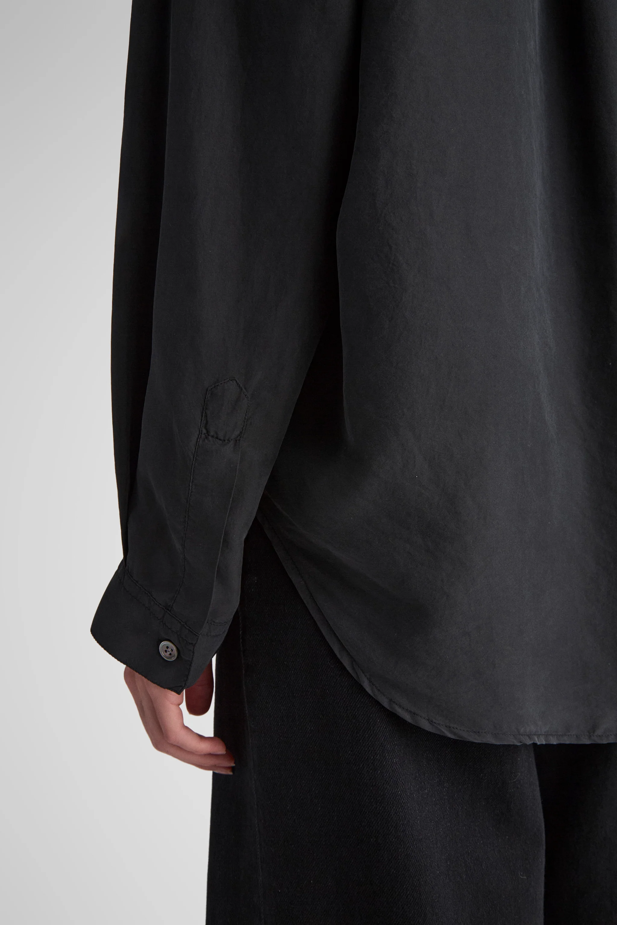 Tiki Black Silk - Image 7