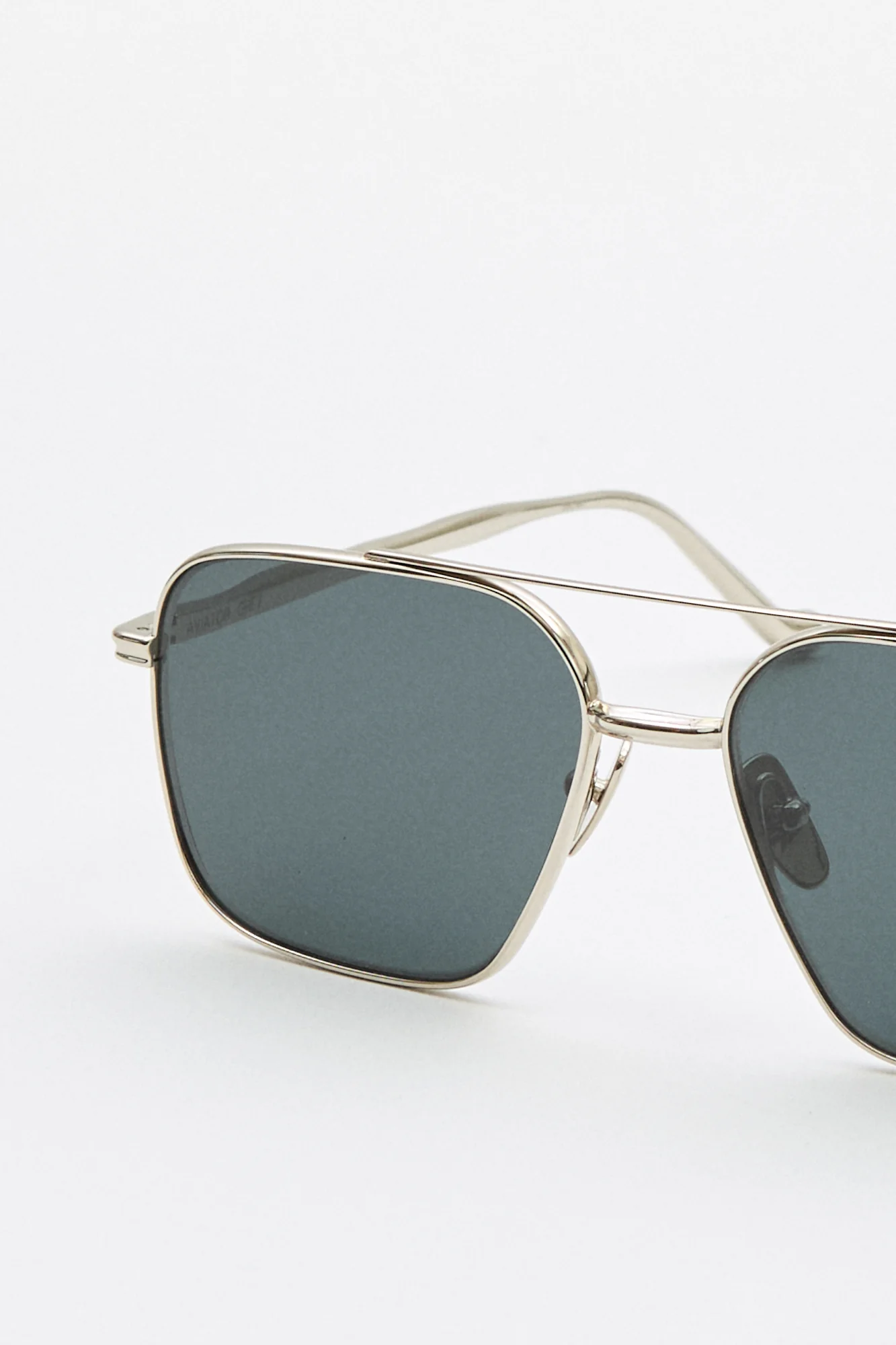 Titan Aviator Dark Grey - Image 2